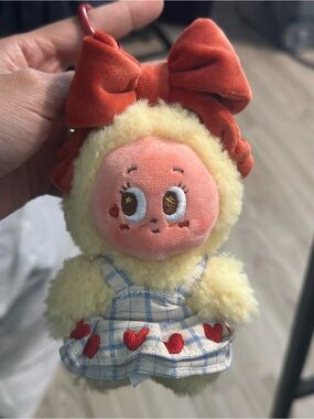 POP MART Twinkle Twinkle Plush Pendant Keychain Red Bow Doll